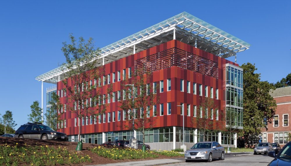 Clark University Alumni & Student Engagement Center