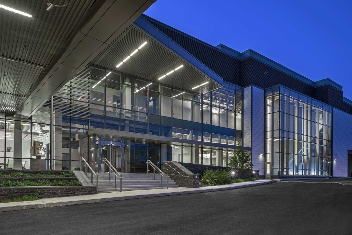 Springfield Data Center Springfield Data Center | Colliers Project Leaders